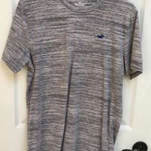 Hollister gray T-shirt